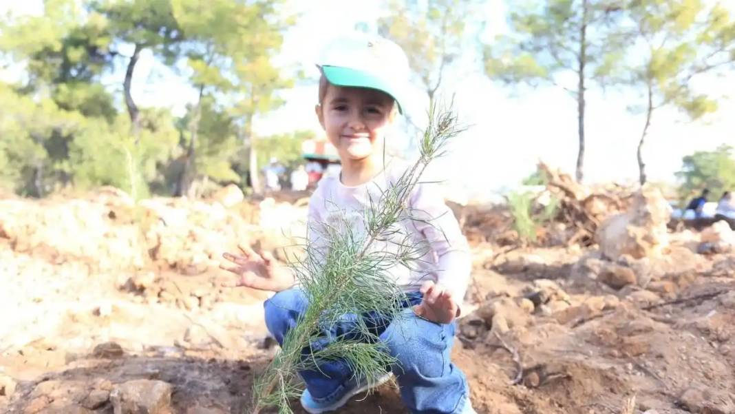 Kepez’de Minikler Yangın Sonrası Ormana Umut Oldular! 4